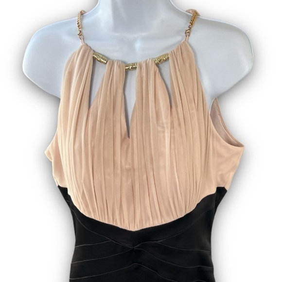 JAX Black & Pink Nude Stretchy Zip Up Dress With Gold Chain Size 10 New - Picture 15 of 16